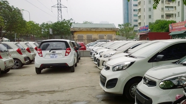 Ô tô tải Van biển D: Méo mặt vì ế, dân buôn chết chìm