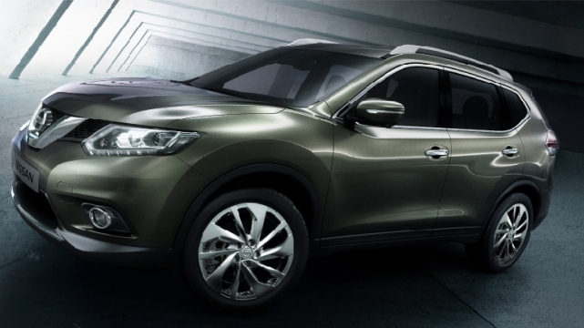 Nissan Việt Nam giảm giá Sunny và X-Trail