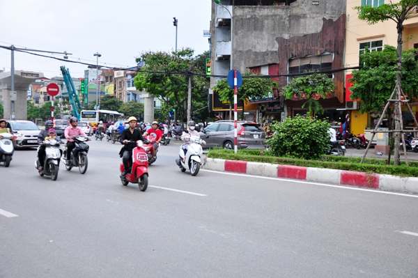 Giảm ùn tắc giao thông bằng biện pháp “vòng xoay” giam un tac giao thong bang bien phap vong xoay