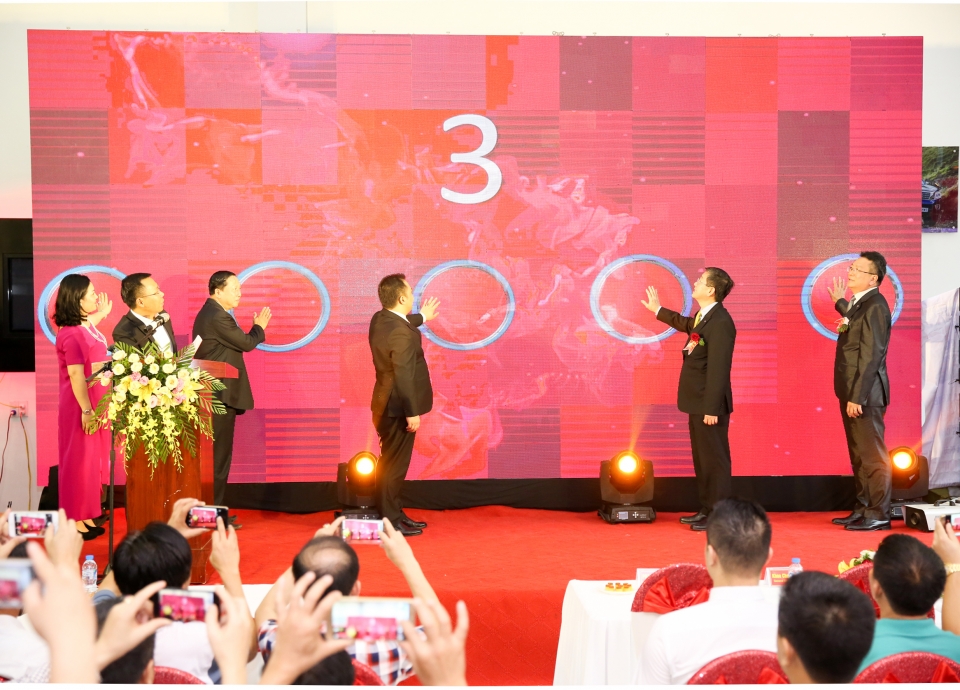 Khai trương đại lý Nissan 3S tại Lào Cai khai truong dai ly nissan 3s tai lao cai