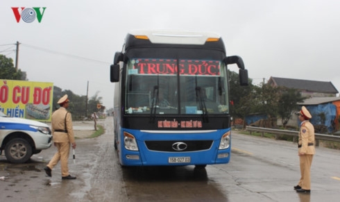 Gần 1,3 triệu chủ xe đứng trước nguy cơ bị phạt vì lái xe không có giấy đăng ký xe gốc gan 13 trieu chu xe dung truoc nguy co bi phat vi lai xe khong co giay dang ky xe goc