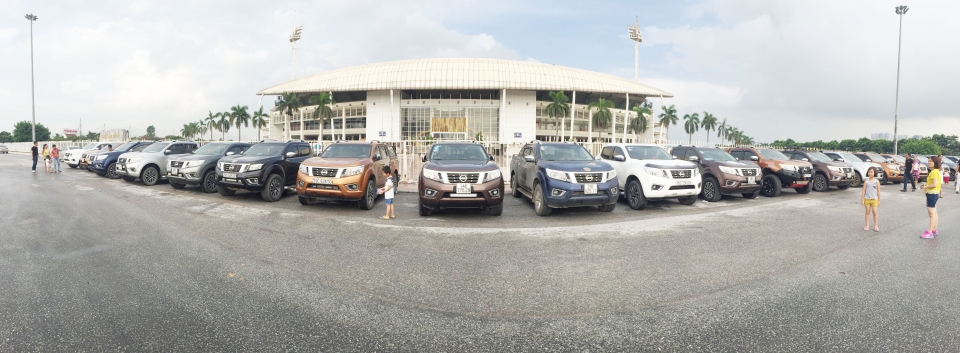 Câu lạc bộ Nissan Navara chào mừng sinh nhật lần thứ 2 cau lac bo nissan navara chao mung sinh nhat lan thu 2