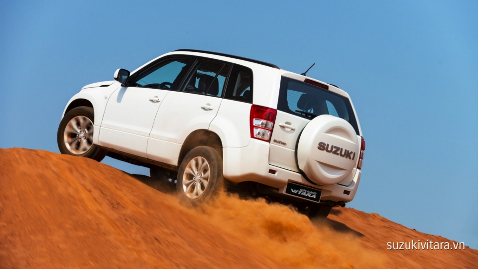Suzuki Grand Vitara bất ngờ giảm 170 triệu đồng suzuki grand vitara bat ngo giam 170 trieu dong