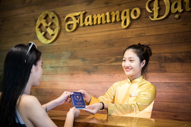 nghi duong 5 sao khong can mang vi khong lo do xang o flamingo dai lai resort