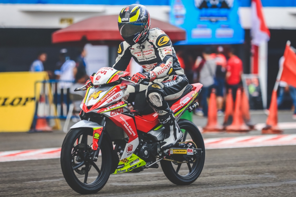 Honda Việt Nam tham gia chặng 4 giải đua Mô tô châu Á 2017 tại Indonesia honda viet nam tham gia chang 4 giai dua mo to chau a 2017 tai indonesia