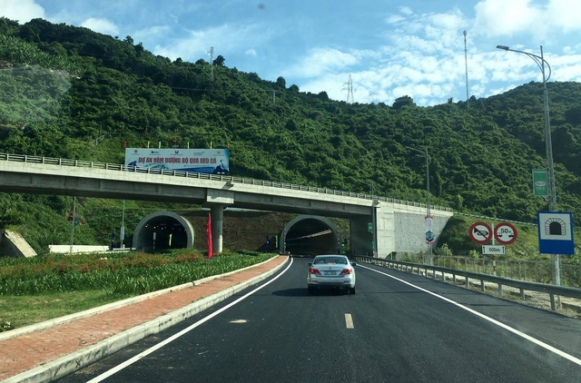 Chính thức thông xe hầm đường bộ hiện đại nhất Việt Nam chinh thuc thong xe ham duong bo hien dai nhat viet nam