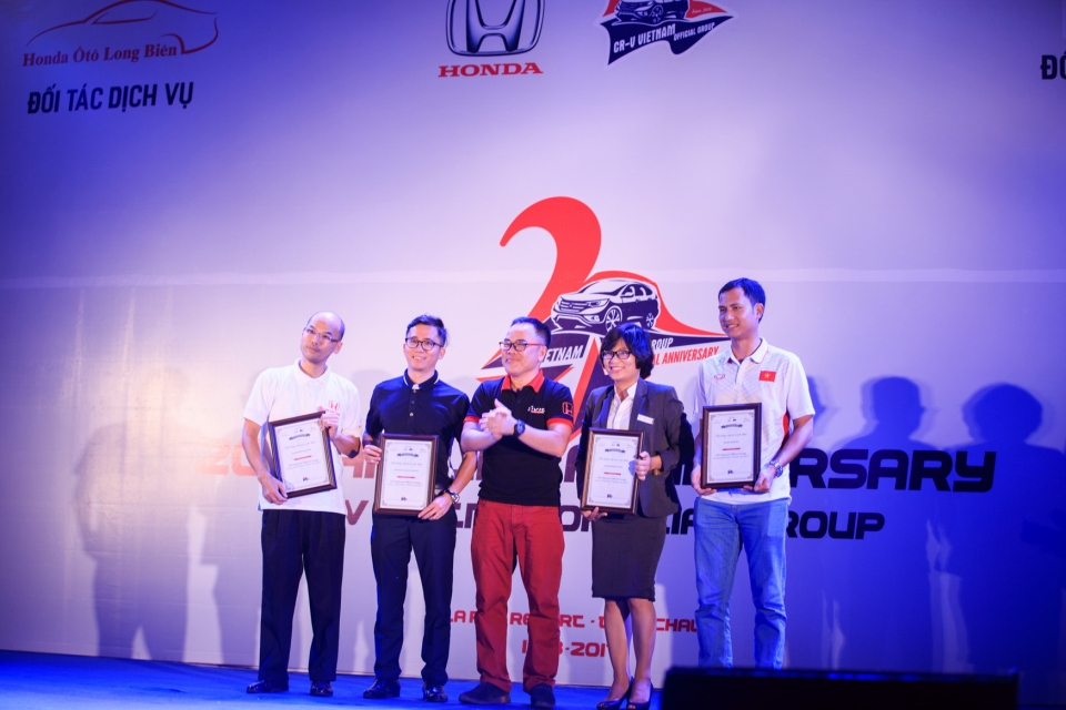 hon 100 xe honda cr v quy tu tai tuan chau mung sinh nhat chi hoi cr v vog