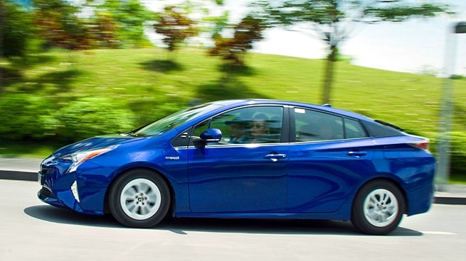 Còn nhiều rào cản tâm lý và chính sách đối với xe Hybrid tại Việt Nam