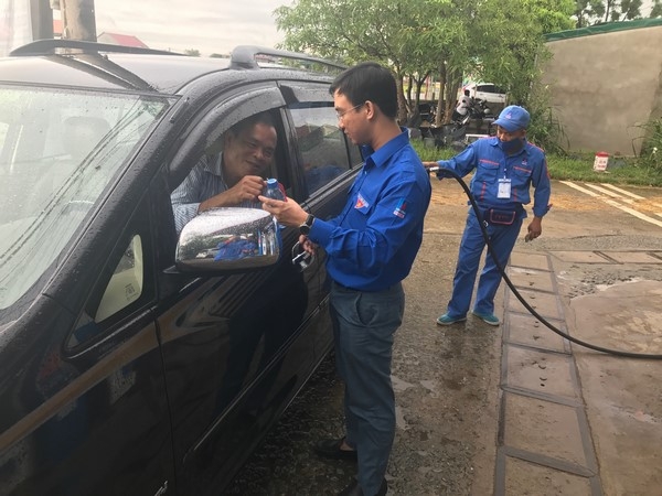 tung bung vui ngay quoc khanh cung pvoil