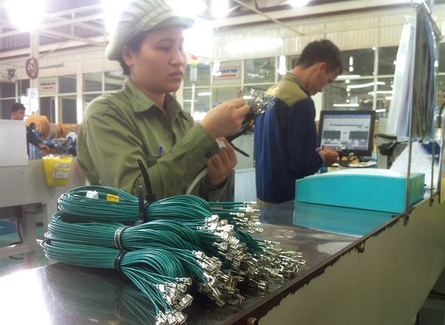 Chính phủ “bật đèn xanh” cho lắp ráp ô tô trong nước, giá xe liệu có giảm? chinh phu bat den xanh cho lap rap o to trong nuoc gia xe lieu co giam
