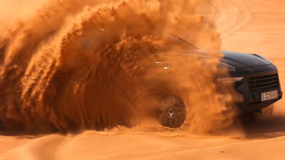 Mãn nhãn xem Porsche porsche thu lua cayenne the he moi
