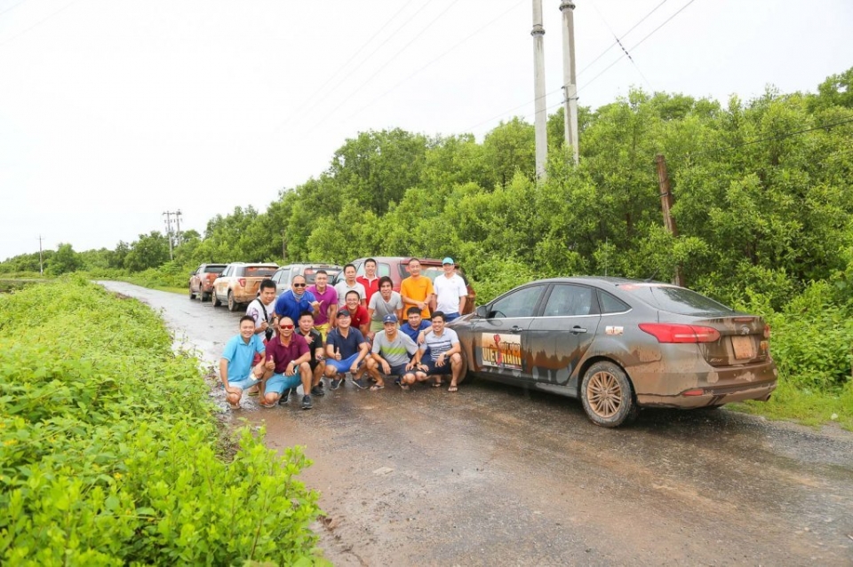 Một vòng Việt Nam: Hành trình đầy cảm xúc cùng chi hội ESC Team mot vong viet nam hanh trinh day cam xuc cung chi hoi esc team