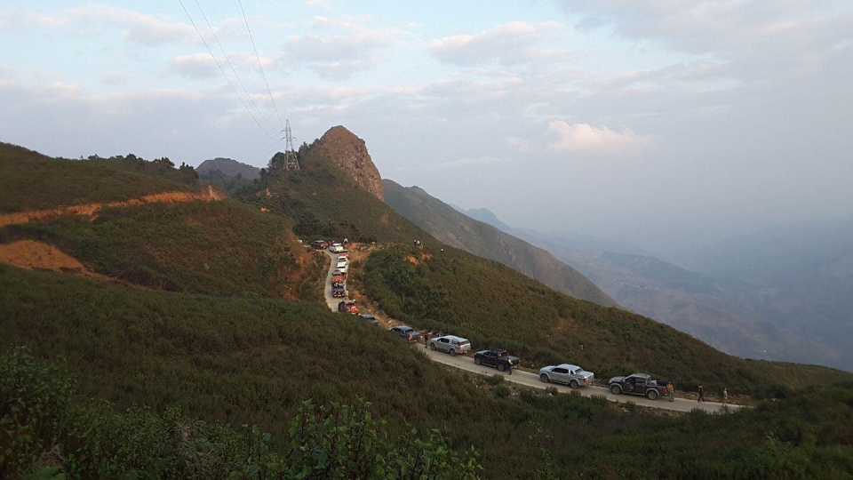 Đại gia đình Navara: Cùng chung đam mê chinh phục mọi địa hình dai gia dinh navara cung chung dam me chinh phuc moi dia hinh