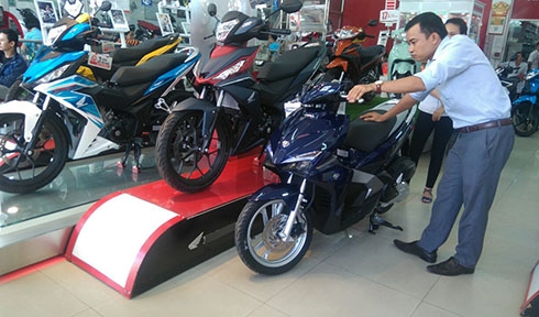 Ma trận giá xe máy tháng "cô hồn" tại Việt Nam ma tran gia xe may thang co hon tai viet nam