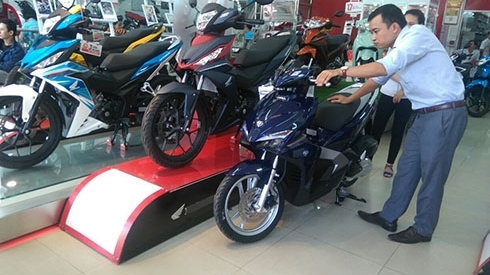 Ma trận giá xe máy tháng "cô hồn" tại Việt Nam