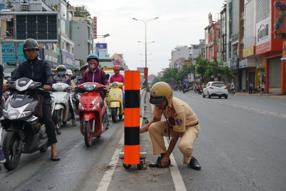TP Hồ Chí Minh: Thí điểm đổi chiều lưu thông theo giờ tại giao lộ Cộng Hòa tphcm thi diem doi chieu luu thong theo gio tai giao lo cong hoa