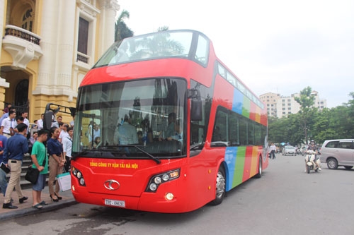 Hà Nội có đủ thẩm quyền tổ chức xe buýt du lịch 2 tầng City Tour ha noi co du tham quyen to chuc xe buyt du lich 2 tang city tour