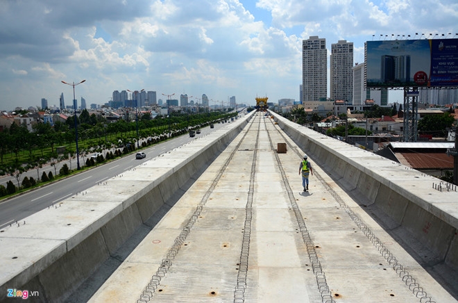 tp ho chi minh sap lap duong ray tuyen metro ben thanh suoi tien