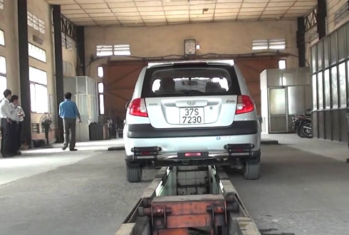 Công bố đường dây nóng tra cứu xe bị dừng kiểm định cong bo duong day nong tra cuu xe bi dung kiem dinh