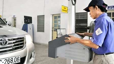 Cách kiểm tra xe ô tô có bị “treo” phạt nguội hay không