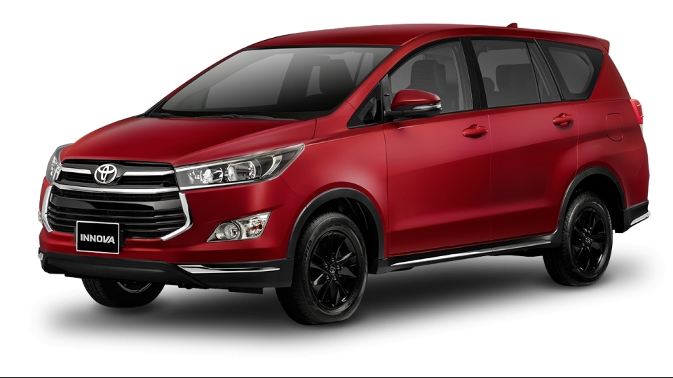 Toyota Innova 2017 có giá từ 712 triệu đồng, thêm phiên bản Venturer