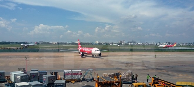 TP Hồ Chí Minh: Đề xuất các giải pháp giải quyết ùn tắc cho sân bay Tân Sơn Nhất tp ho chi minh de xuat cac giai phap giai quyet un tac cho san bay tan son nhat