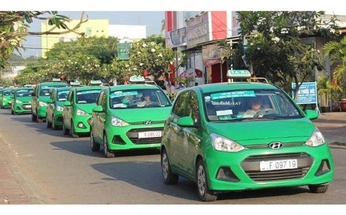 Cuộc chiến taxi: Định danh rõ ràng Uber, Grab và “quản” như taxi cuoc chien taxi dinh danh ro rang uber grab va quan nhu taxi