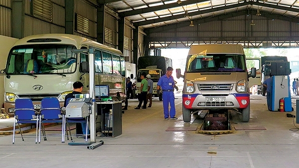 Đề xuất nâng tiêu chuẩn khí thải với ô tô cũ