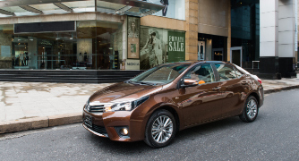 Toyota Corolla Altis 2014 - vững bước vượt qua chính mình!