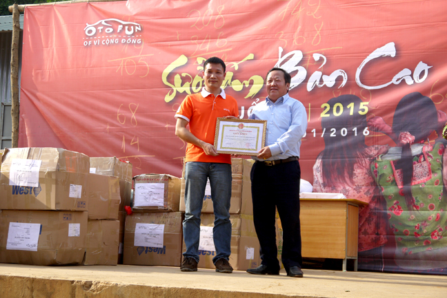 doi mat huoi mi