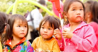 Đôi mắt Huổi Mí