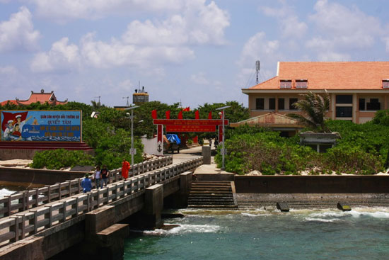 Trường Sa Lớn rồi - Thủ đ&ocirc; đảo nổi.
