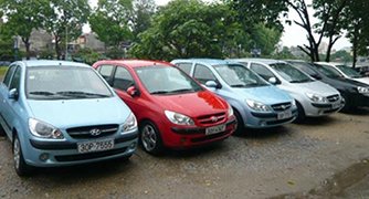 Chật vật thuê xe tự lái ngắn ngày dịp Tết