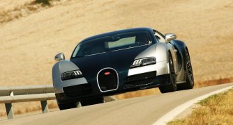 Chiếc Bugatti Veyron cuối cùng đã có chủ