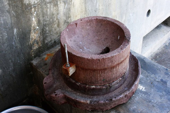 Xa đất liền nhưng c&oacute; những đồ vật rất gần gũi với đất liền... H&igrave;nh ảnh qu&ecirc; hương vẫn trong l&ograve;ng đảo