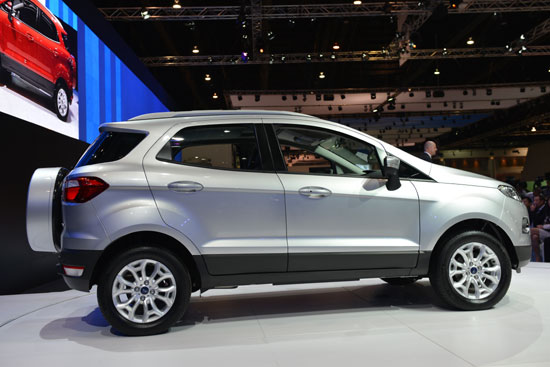 Ford EcoSport được coi l&agrave; phi&ecirc;n bản gầm cao của mẫu Fiesta.