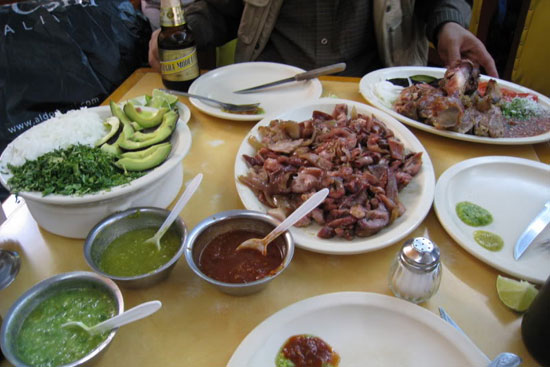 C&aacute;c nguy&ecirc;n liệu của m&oacute;n Tacos.