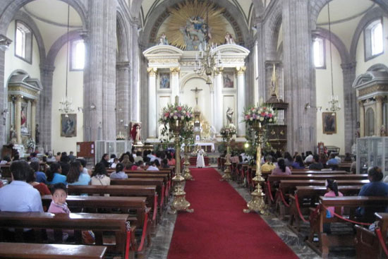 nh&agrave; thờ đức b&agrave; La Catedral 