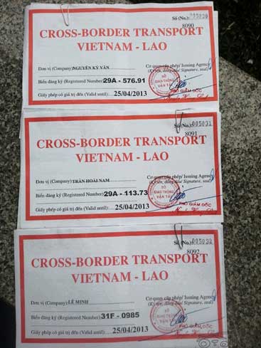 Giấy qu&aacute; cảnh xe.