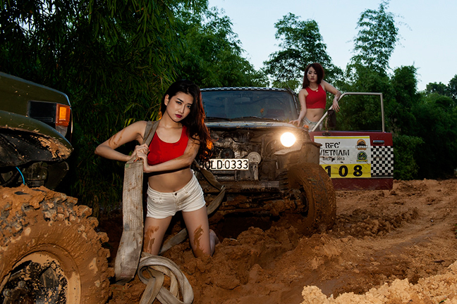 nhung duong cong nong bong ben xe off road va sidecar