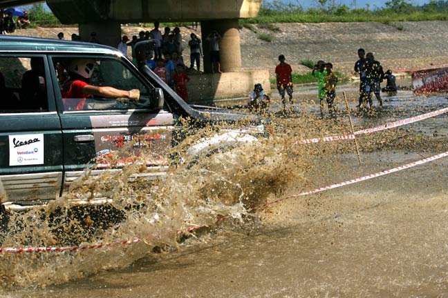 voc 2014 kich tinh ngay thi dau dau tien p2