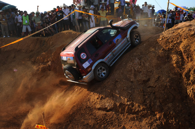 BTC công bố chính thức điều lệ giải Vietnam Off-road Cup 2015 btc cong bo chinh thuc dieu le giai vietnam off road cup 2015