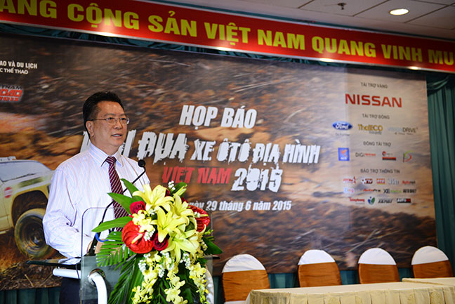 hop bao cong bo quotgiai dua xe oto dia hinh viet nam 2015quot