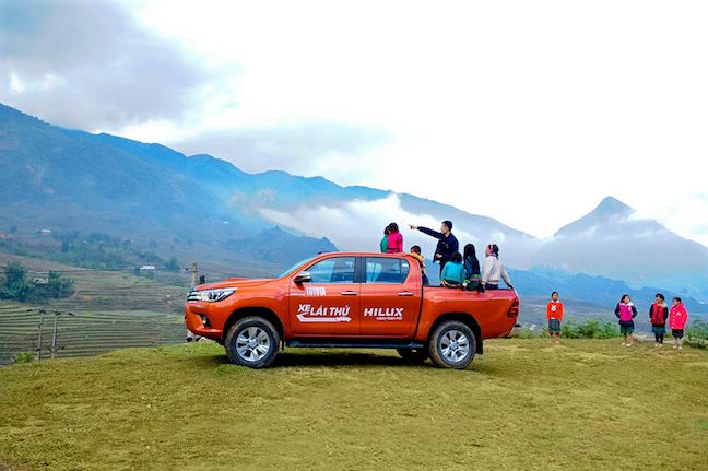 Toyota Hilux: câu chuyện của sự bền bỉ và thân thiện hiếm thấy toyota hilux cau chuyen cua su ben bi va than thien hiem thay