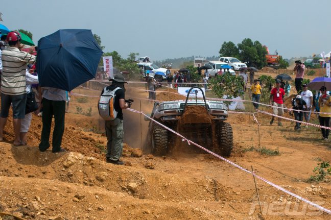ngay dau voc 2015 ruc lua vauot at