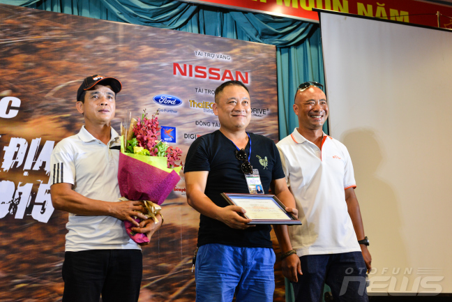 le tong ket va trao giai khep lai mua thi dau voc 2015
