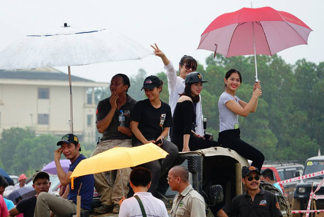 voc 2016 an tuong nhung quotbong hongquot tren san choi off road