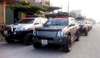 Chuyến đi của hội Pickup về vùng lũ