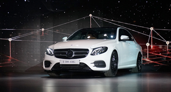 Mercedes-Benz E-Class hoàn toàn mới ra mắt với giá từ 2,099 tỷ VNĐ