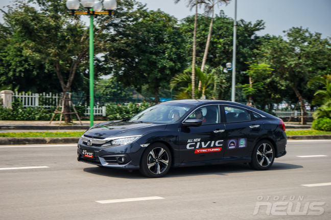 honda civic 2016 tim lai dam me